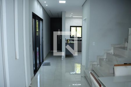 Casa de Condomínio para alugar com 3 quartos, 190m² em Jardim Semiramis, Cotia