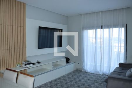 Casa de Condomínio para alugar com 3 quartos, 190m² em Jardim Semiramis, Cotia