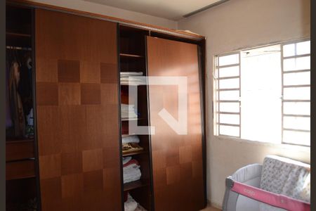 Quarto 1 de casa para alugar com 2 quartos, 160m² em Ribeiro de Abreu, Belo Horizonte