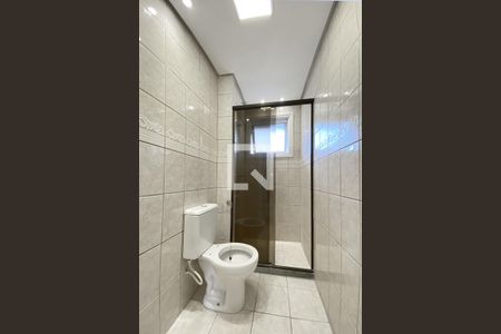 Banheiro de apartamento à venda com 2 quartos, 58m² em Feitoria, São Leopoldo