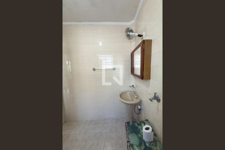 Banheiro de apartamento para alugar com 1 quarto, 38m² em Boqueirão, Praia Grande