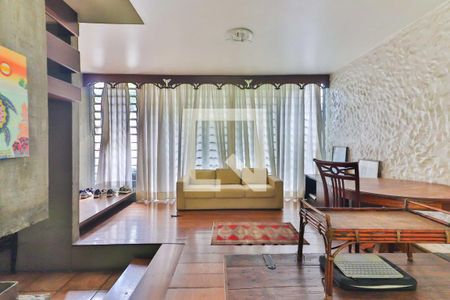 Sala de casa à venda com 8 quartos, 324m² em Butantã, São Paulo