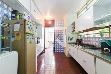 Cozinha de casa para alugar com 8 quartos, 324m² em Butantã, São Paulo