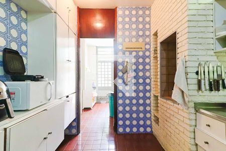 Cozinha de casa para alugar com 8 quartos, 324m² em Butantã, São Paulo