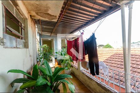 Quintal de casa à venda com 5 quartos, 185m² em Vila Portuguesa, São Paulo