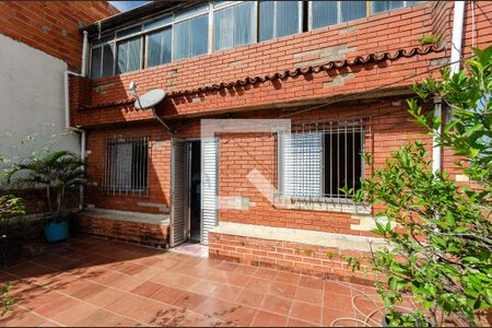Varanda de casa à venda com 5 quartos, 185m² em Vila Portuguesa, São Paulo