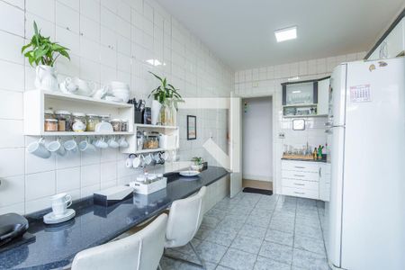 Cozinha de apartamento à venda com 3 quartos, 126m² em Vila Olímpia, São Paulo