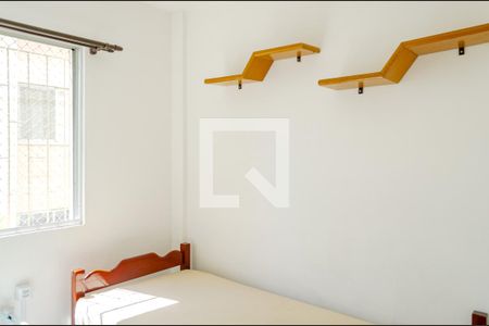 Quarto 02 de apartamento para alugar com 2 quartos, 43m² em Córrego Grande, Florianópolis