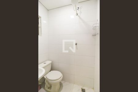 Banheiro da Suíte de apartamento à venda com 1 quarto, 30m² em Jardim Lajeado, São Paulo