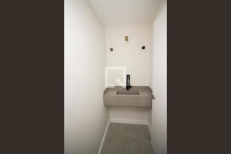 Lavabo de casa de condomínio à venda com 3 quartos, 209m² em Ipanema, Porto Alegre