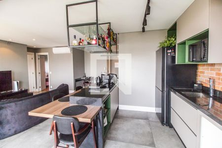 Cozinha de apartamento à venda com 2 quartos, 69m² em Alphaville Empresarial, Barueri