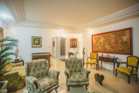 Sala de Estar de casa à venda com 4 quartos, 500m² em Vila da Saúde, São Paulo