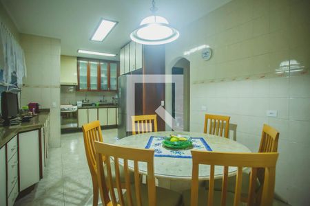 Cozinha de casa à venda com 4 quartos, 500m² em Vila da Saúde, São Paulo