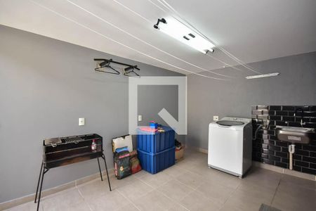Área de Serviço de casa à venda com 4 quartos, 300m² em Vila Inah, São Paulo