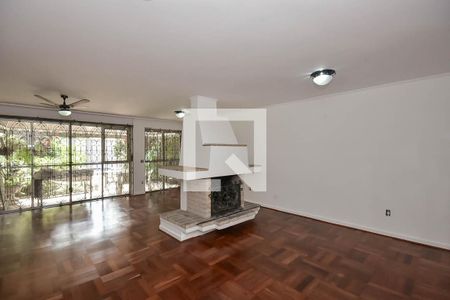 Sala de casa à venda com 4 quartos, 300m² em Vila Inah, São Paulo