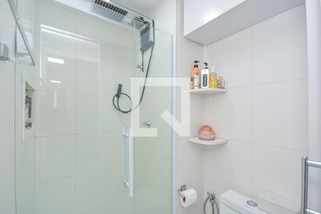 Banheiro de apartamento à venda com 2 quartos, 34m² em Jardim Taquaral, São Paulo