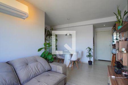 Sala de apartamento à venda com 2 quartos, 64m² em Jardim Carvalho, Porto Alegre