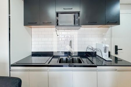 Cozinha de apartamento para alugar com 1 quarto, 25m² em Sé, São Paulo
