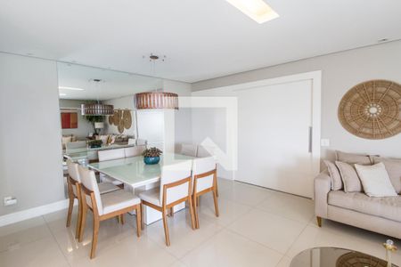 Sala de Jantar de apartamento à venda com 3 quartos, 202m² em Alphaville Empresarial, Santana de Parnaíba