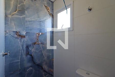 Banheiro da Suíte de casa para alugar com 2 quartos, 100m² em Jardim Santo Alberto, Santo André