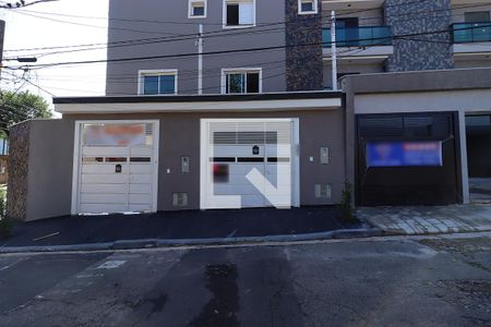Fachada de casa para alugar com 2 quartos, 100m² em Jardim Santo Alberto, Santo André