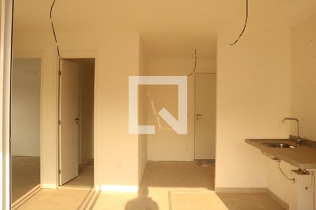 Sala/ Cozinha de apartamento à venda com 1 quarto, 54m² em Barra Funda, São Paulo