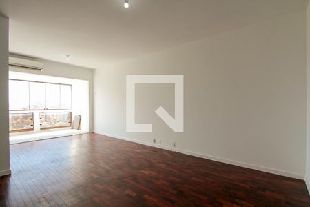 Sala de apartamento à venda com 3 quartos, 130m² em Barra da Tijuca, Rio de Janeiro