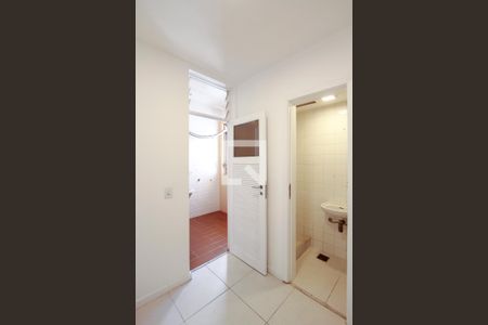 Quarto de Serviço de apartamento à venda com 3 quartos, 130m² em Barra da Tijuca, Rio de Janeiro