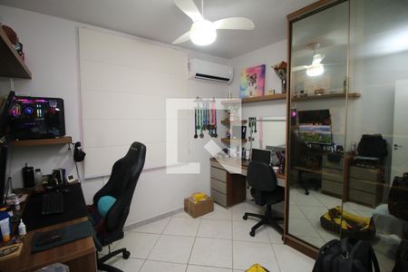 Quarto 2 de apartamento à venda com 2 quartos, 48m² em Parada de Lucas, Rio de Janeiro