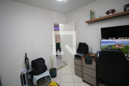 Quarto 2 de apartamento à venda com 2 quartos, 48m² em Parada de Lucas, Rio de Janeiro