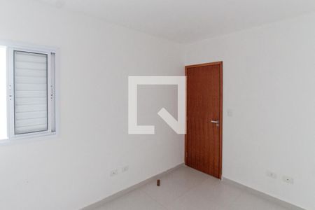 Quarto 2 de apartamento para alugar com 2 quartos, 48m² em Vila Nivi, São Paulo