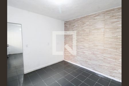 Suíte de casa para alugar com 1 quarto, 70m² em Vila Medeiros, São Paulo