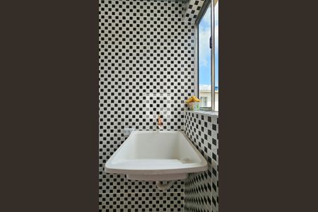 Área de Serviço de kitnet/studio para alugar com 1 quarto, 18m² em Jardim Nizia, São Paulo