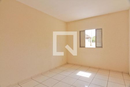 Quarto de casa para alugar com 1 quarto, 80m² em Parque Peruche, São Paulo