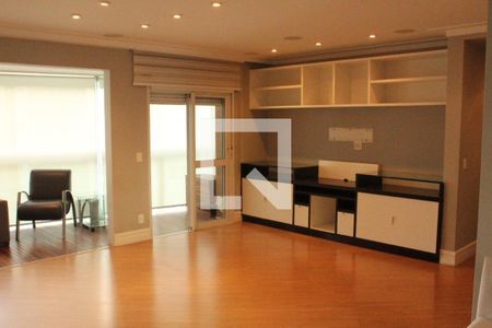 Apartamento à venda com 3 quartos, 125m² em Vila Olímpia, São Paulo