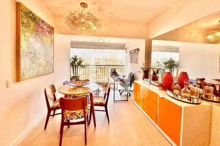 Apartamento à venda com 2 quartos, 74m² em Vila Cordeiro, São Paulo