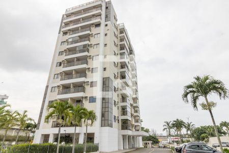 Fachada de apartamento para alugar com 2 quartos, 60m² em Recreio dos Bandeirantes, Rio de Janeiro