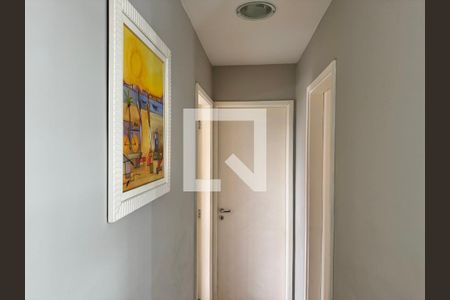 Corredor de apartamento para alugar com 2 quartos, 60m² em Recreio dos Bandeirantes, Rio de Janeiro