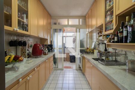 Cozinha de apartamento à venda com 3 quartos, 74m² em Gopoúva, Guarulhos