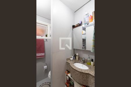 Banheiro de apartamento à venda com 3 quartos, 74m² em Gopoúva, Guarulhos
