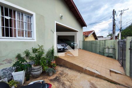 Quintal - Garagem de casa à venda com 5 quartos, 236m² em Jardim Samambaia, Campinas