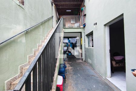 Corredor - Quintal de casa à venda com 5 quartos, 236m² em Jardim Samambaia, Campinas