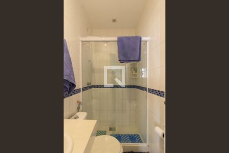 Banheiro social de apartamento à venda com 2 quartos, 70m² em Lagoa, Rio de Janeiro