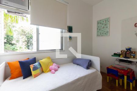 Quarto  de apartamento à venda com 2 quartos, 70m² em Lagoa, Rio de Janeiro