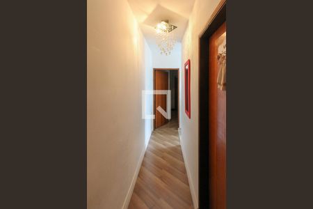 Corredor de casa à venda com 3 quartos, 213m² em Vila Formosa, São Paulo