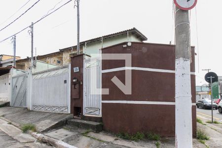 Fachada de casa à venda com 3 quartos, 213m² em Vila Formosa, São Paulo