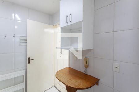 Cozinha de apartamento à venda com 2 quartos, 80m² em Ouro Preto, Belo Horizonte