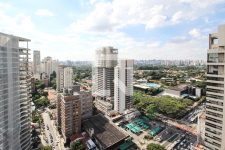 Vista de apartamento à venda com 1 quarto, 42m² em Indianópolis, São Paulo