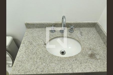 Banheiro de apartamento à venda com 1 quarto, 48m² em Vila Mariana, São Paulo