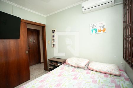 Quarto 1 de casa à venda com 3 quartos, 130m² em Vila Ipiranga, Porto Alegre